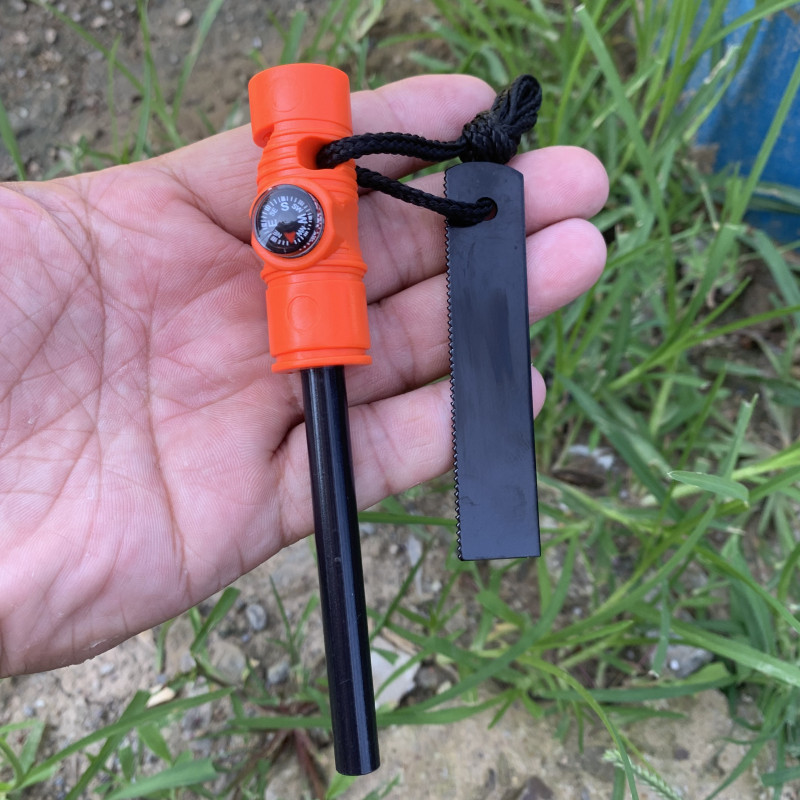Ferro Rod Striker - Bastão de Magnésio Multifuncional 3 em